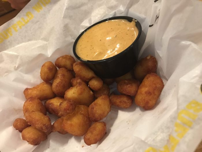 Buffalo wild wings cheese curds nutrition